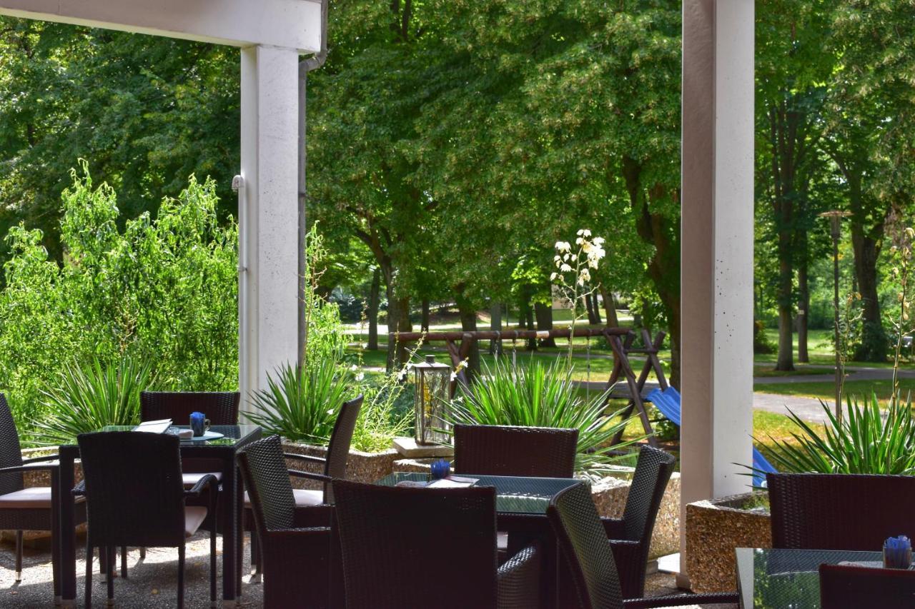 Reichels Parkhotel Бад Виндсхайм Екстериор снимка