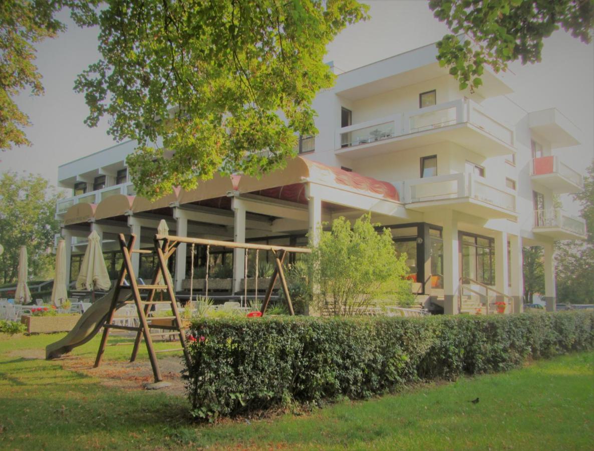 Reichels Parkhotel Бад Виндсхайм Екстериор снимка