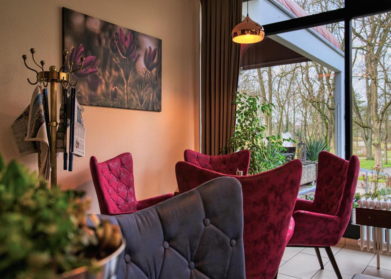 Reichels Parkhotel Бад Виндсхайм Екстериор снимка
