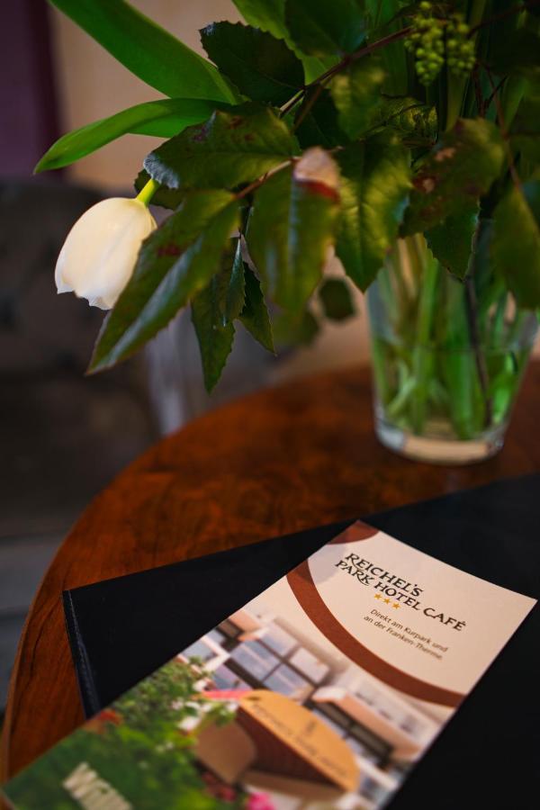 Reichels Parkhotel Бад Виндсхайм Екстериор снимка