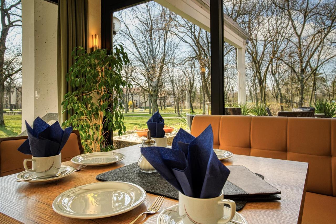 Reichels Parkhotel Бад Виндсхайм Екстериор снимка