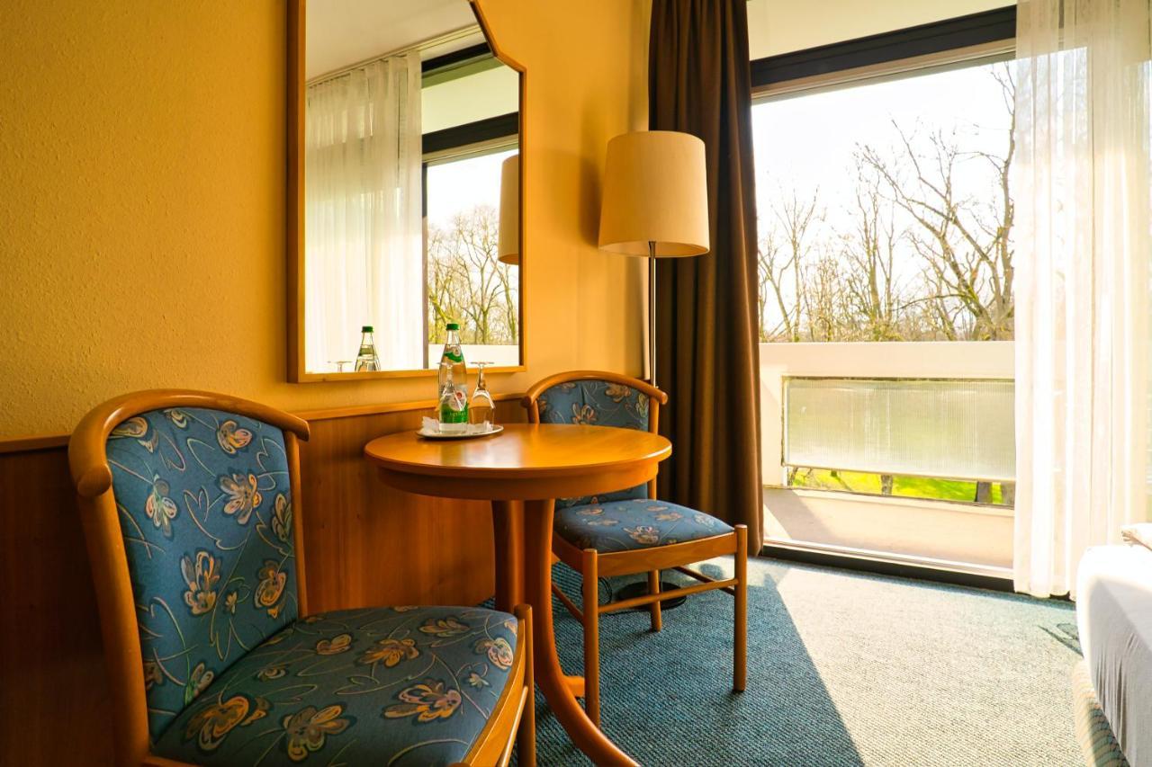 Reichels Parkhotel Бад Виндсхайм Екстериор снимка