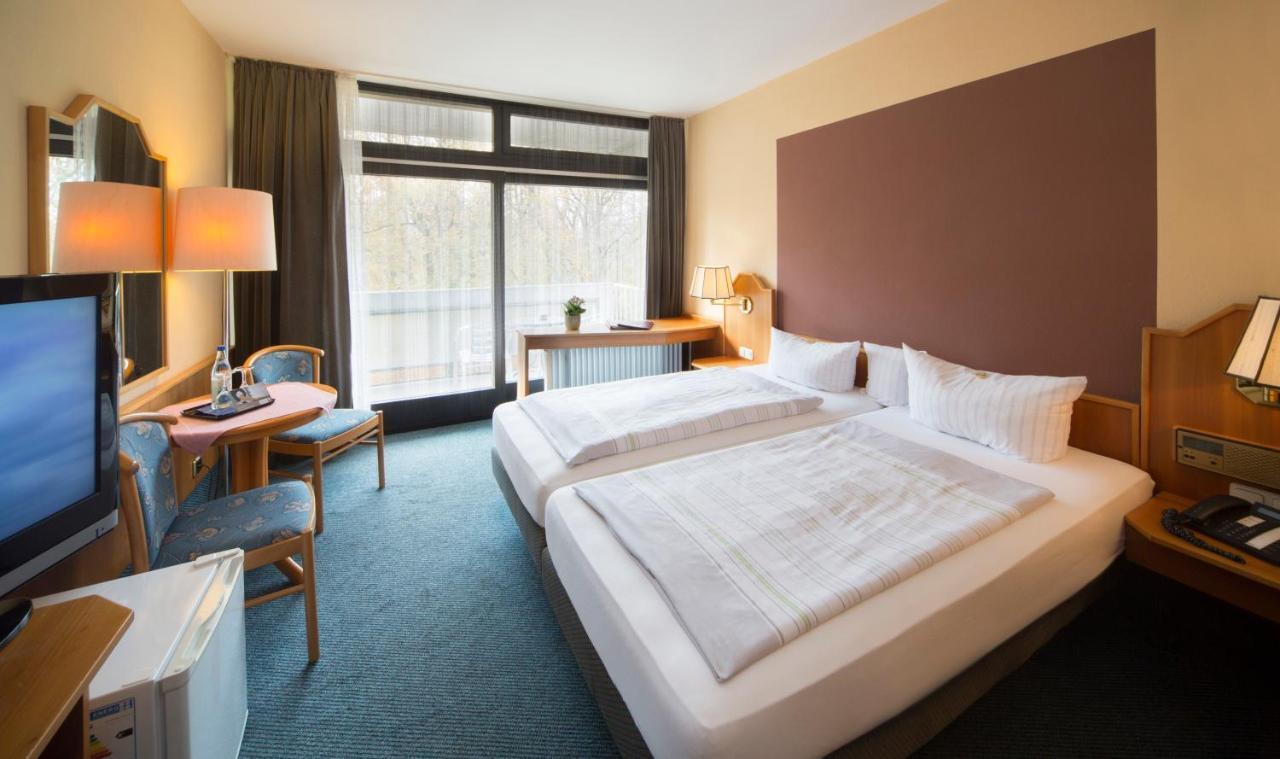 Reichels Parkhotel Бад Виндсхайм Екстериор снимка