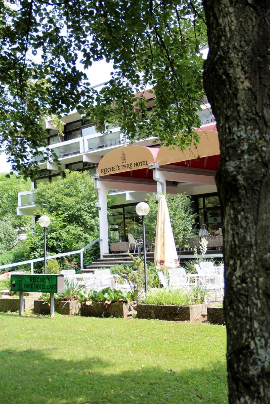 Reichels Parkhotel Бад Виндсхайм Екстериор снимка