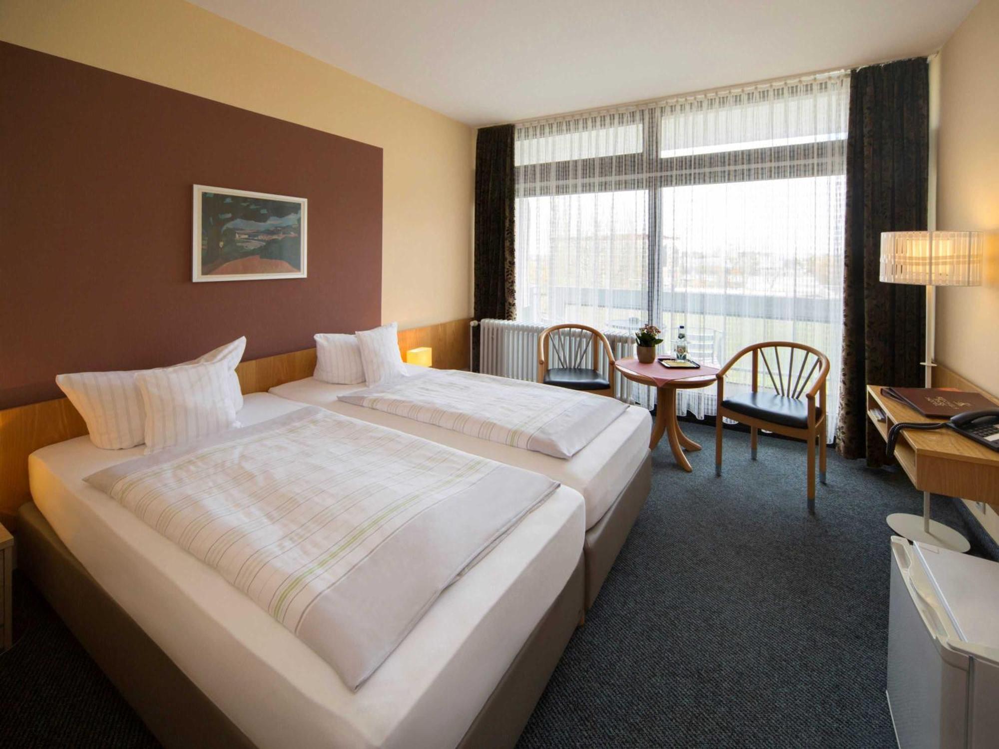 Reichels Parkhotel Бад Виндсхайм Екстериор снимка