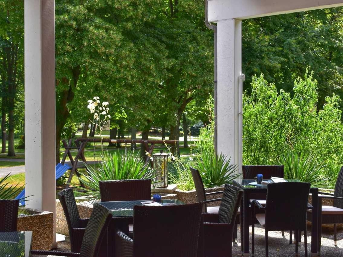 Reichels Parkhotel Бад Виндсхайм Екстериор снимка