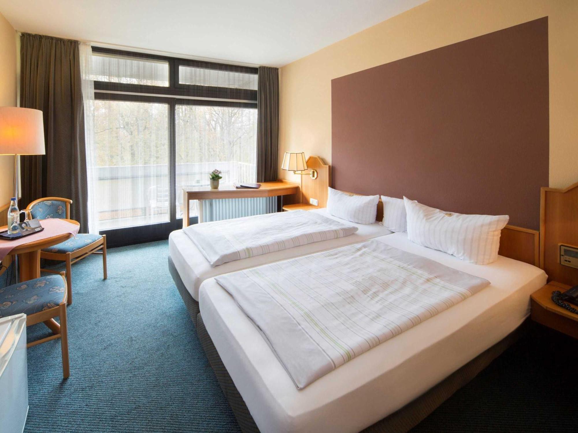 Reichels Parkhotel Бад Виндсхайм Екстериор снимка