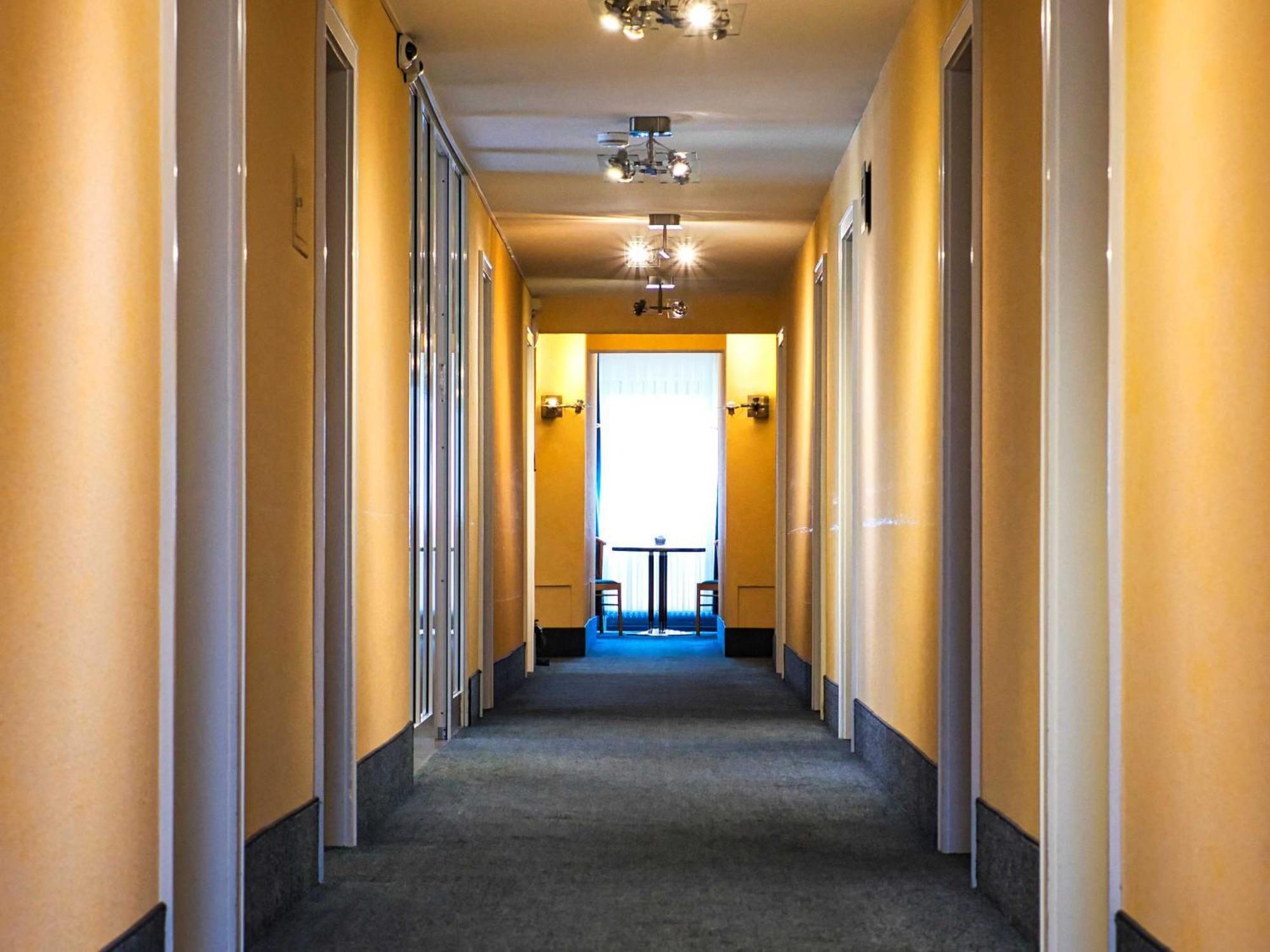 Reichels Parkhotel Бад Виндсхайм Екстериор снимка