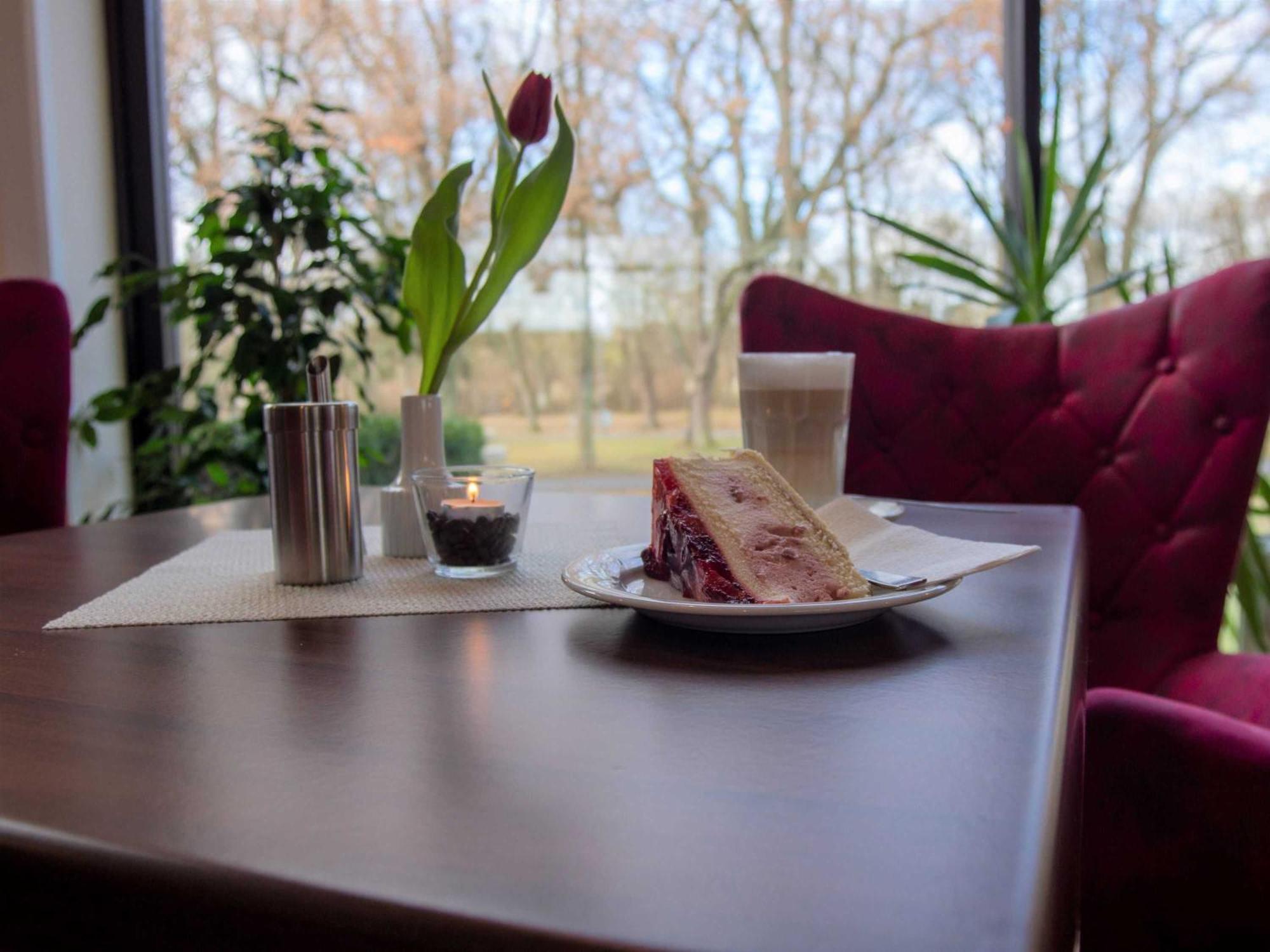 Reichels Parkhotel Бад Виндсхайм Екстериор снимка