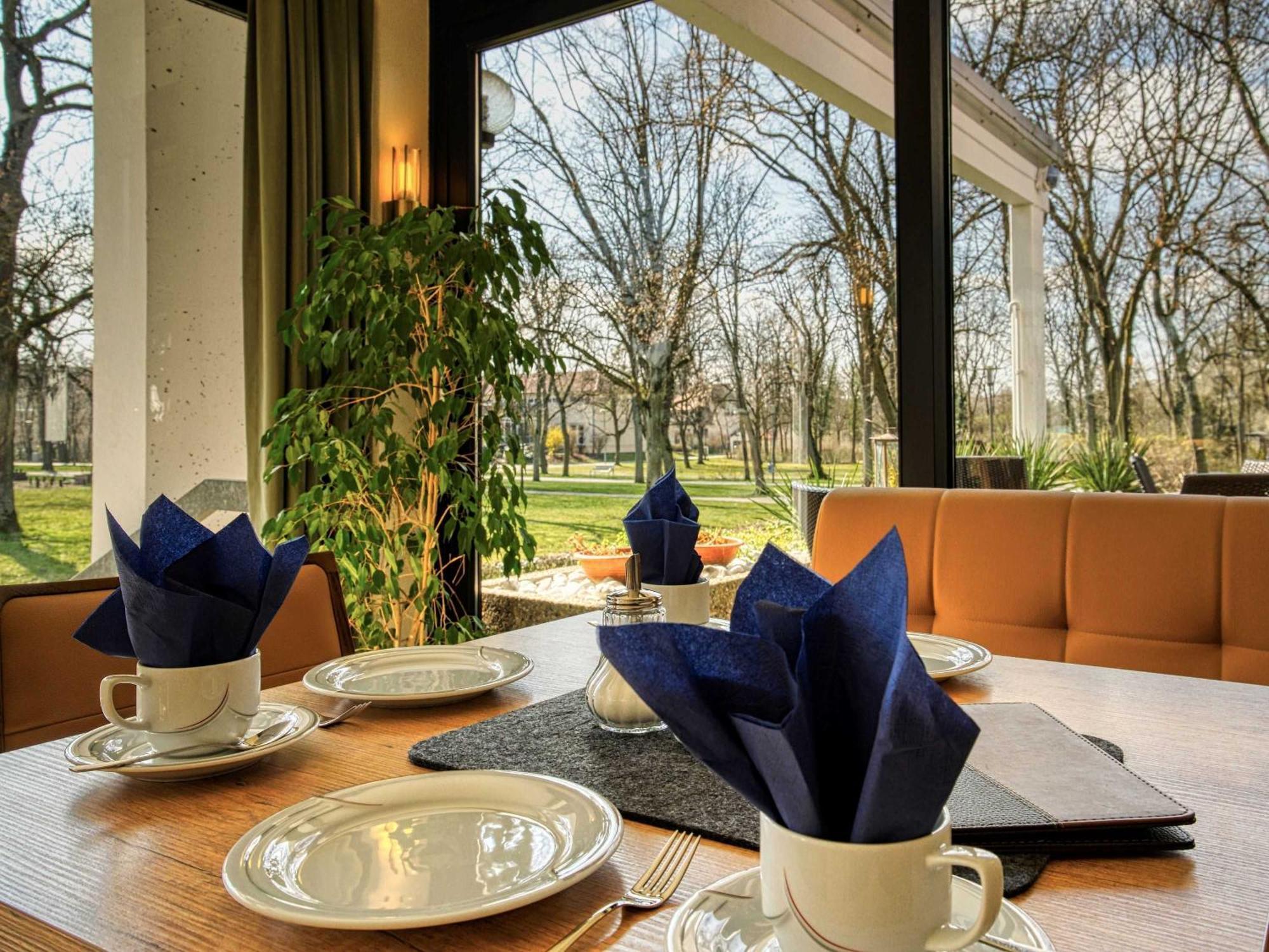 Reichels Parkhotel Бад Виндсхайм Екстериор снимка