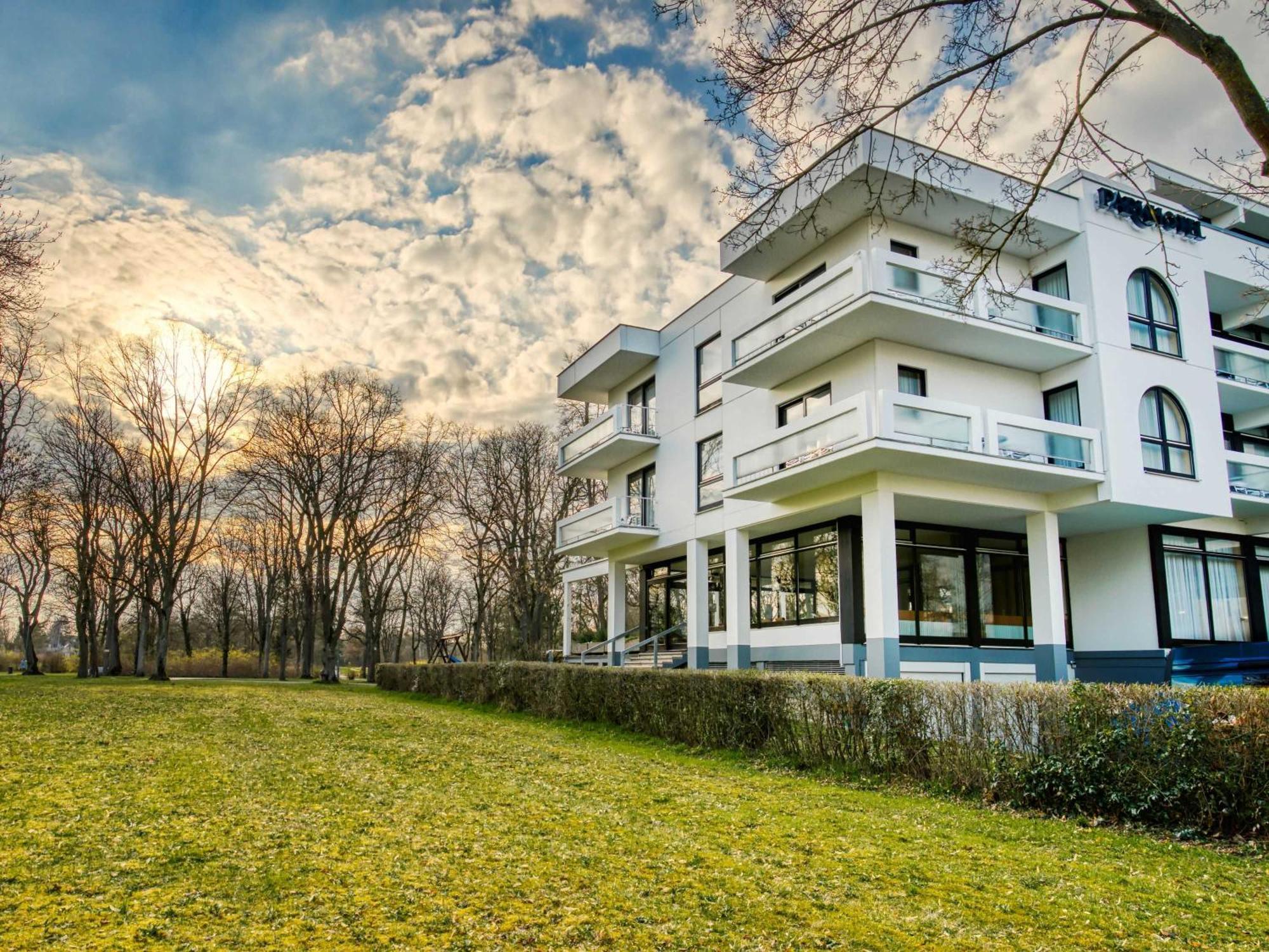 Reichels Parkhotel Бад Виндсхайм Екстериор снимка